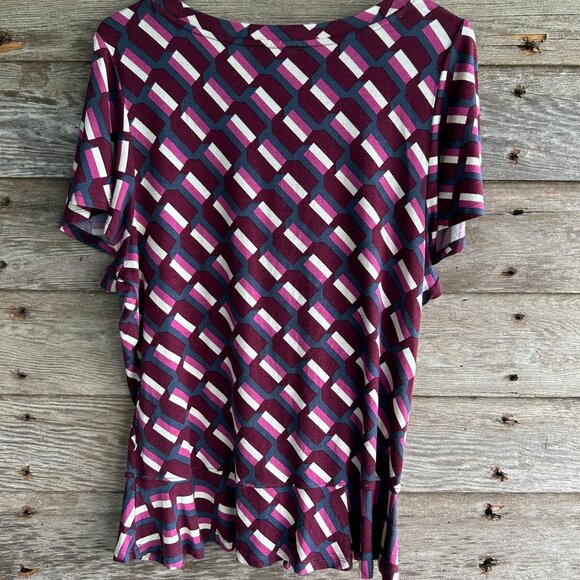 Lane Bryant Women's Geometric Print Top Size 14/16 Short Sleeve Ruched Front - Picture 2 of 9